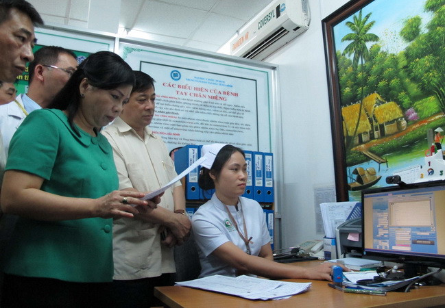 Cơ sở hạ tầng chưa đáp ứng nhu cầu khám chữa bệnh của người dân ảnh 1