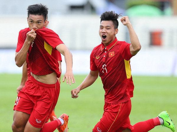SEA Games 29: Hậu vệ Văn Hậu suýt lỡ hẹn giải đấu khu vực ảnh 1