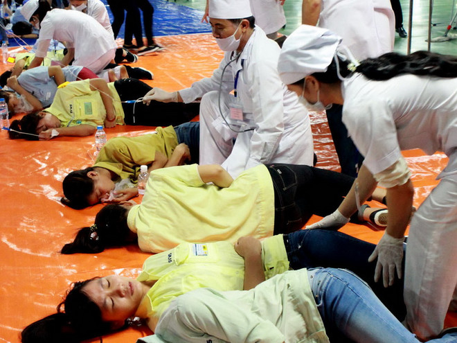 Điều tra vụ ngộ độc thực phẩm tập thể tại Công ty WooYang Vina ảnh 1