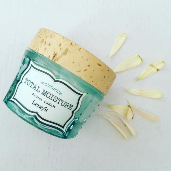 Năm cách giúp bạn cải thiện làn da quá mệt mỏi vì mỹ phẩm ảnh 5