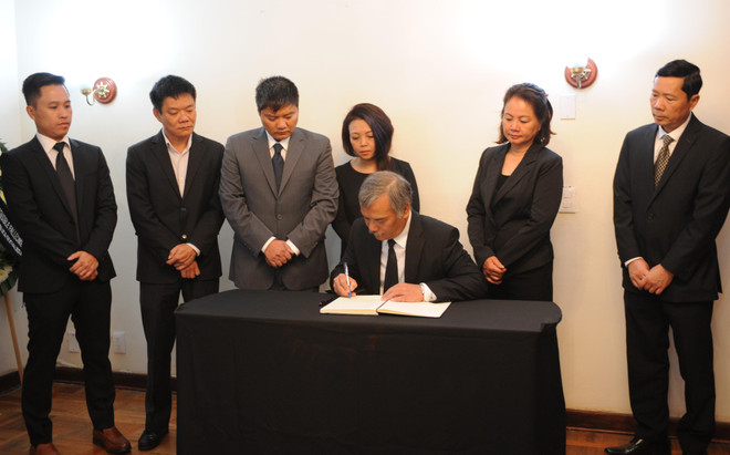 Lễ viếng và mở sổ tang Chủ tịch nước Lê Đức Anh tại Argentina, Mexico ảnh 3