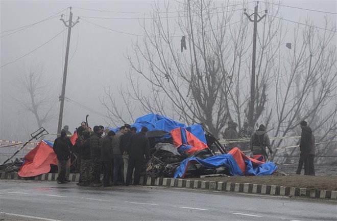 Iran triệu Đại sứ Pakistan sau vụ đánh bom liều chết gần biên giới ảnh 1