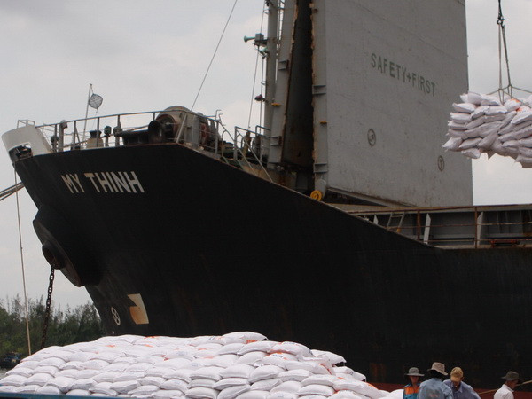 Cảng Đồng Nai xin nạo vét luồng để tiếp nhận tàu tải trọng 30.000 tấn ảnh 1