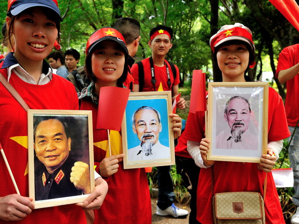 [Photo] Tuần hành phản đối giàn khoan qua ống kính người bạn Nhật ảnh 6