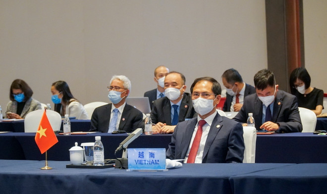 Hội nghị đặc biệt Bộ trưởng Ngoại giao ASEAN-Trung Quốc ảnh 1