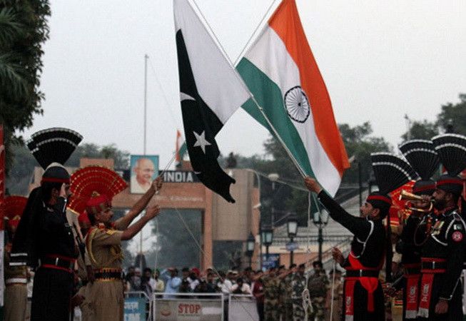 Ấn Độ và Pakistan tìm biện pháp chấm dứt vi phạm ngừng bắn ảnh 1