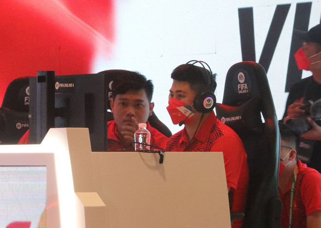 SEA Games 31: Tuyển FIFA Online 4 Việt Nam để vuột huy chương Vàng ảnh 1