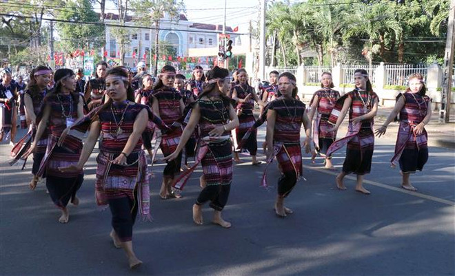 Bế mạc Festival văn hóa Cồng chiêng Tây Nguyên 2018 ảnh 1