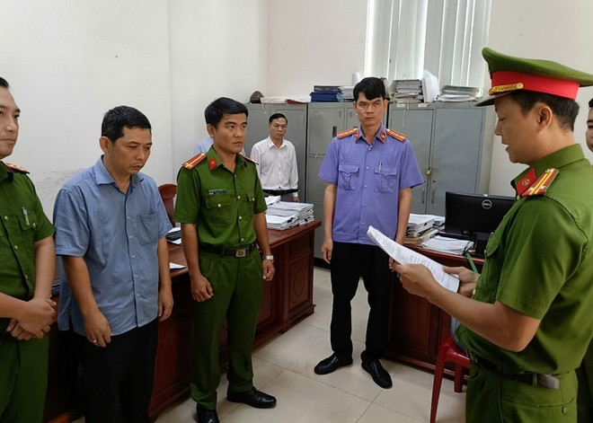 ttxvn _binh_phuoc_khoi_to_bat_tam_giam_pho_chu_tich_va_3_can_bo_huyen_bu_gia_map_resize.jpg