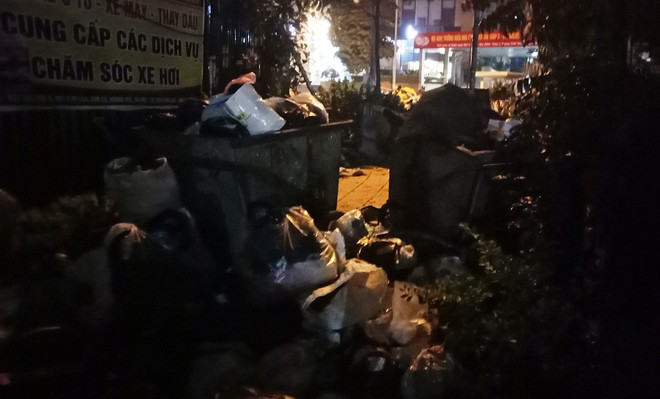Chặn xe tại khu xử lý chất thải Nam Sơn khiến hầm chung cư 'ngập rác' ảnh 3