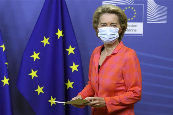 Các nước châu Âu áp dụng thêm nhiều biện pháp hạn chế do COVID-19 ảnh 1