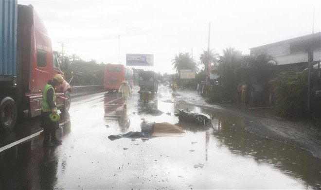 Tiền Giang: Tai nạn giao thông trên Quốc lộ 1 làm 2 người tử vong ảnh 1