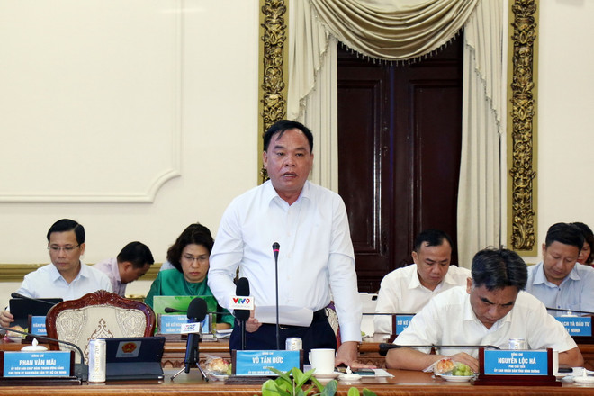 Ông Võ Tấn Đức, Chủ tịch Ủy ban Nhân dân tỉnh Đồng Nai, phát biểu tại buổi làm việc. (Ảnh: Tiến Lực/TTXVN) TTXVN_1710 Chu tich UBND Dong Nai Vo Tan Duc.jpg