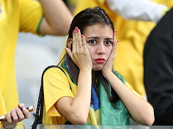 Nữ sinh 15 tuổi treo cổ tự tử vì trận thua không tưởng của Brazil ảnh 1