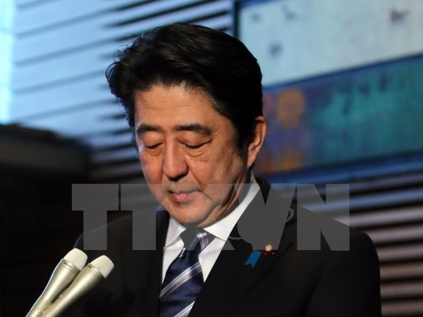 Ông Abe: Nhật Bản quyết không khuất phục chủ nghĩa khủng bố ảnh 1