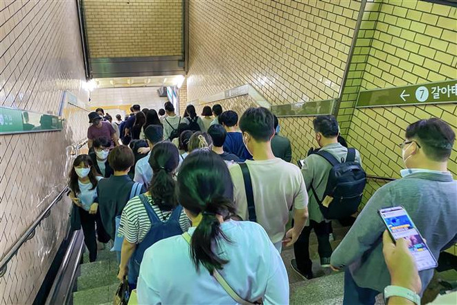 Hàn Quốc: Số người chết do tự tử giảm nhẹ sau đại dịch COVID-19 ảnh 1