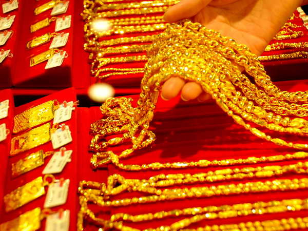 Giá vàng nhích nhẹ, kết thúc chuỗi giảm giá kéo dài 4 phiên ảnh 1