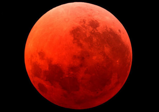 "Mặt Trăng máu" tháng 9 sẽ kéo theo động đất hủy diệt loài người? ảnh 1