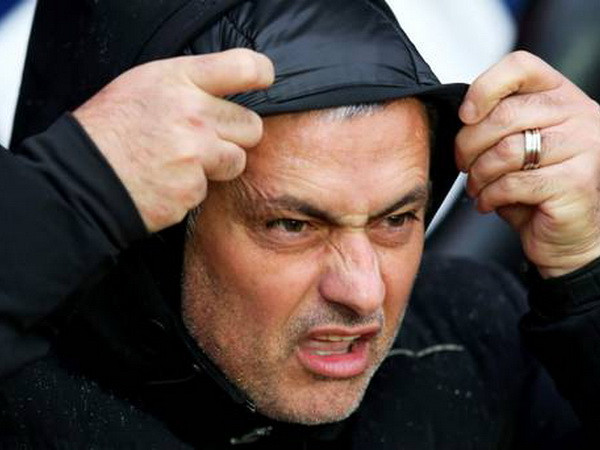 Tin vắn 18/3: Mou thích gây chiến, Moyes nên sớm từ chức ảnh 1