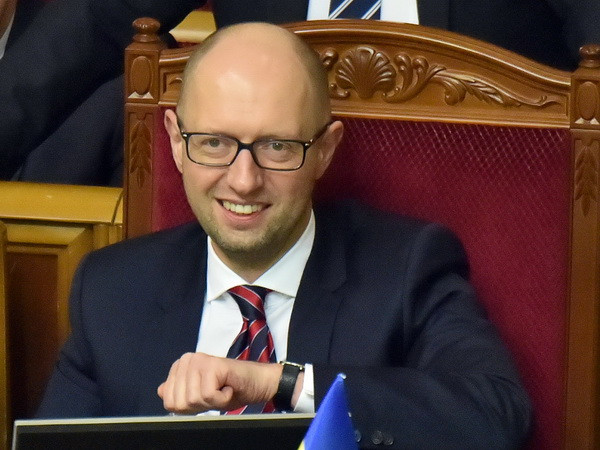 Ukraine: Nhận 1 triệu USD để bỏ phiếu không cách chức thủ tướng ảnh 1