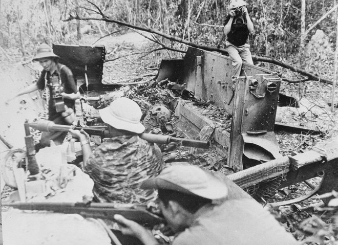 Ký ức hào hùng thời ''tay bút, tay súng'' của phóng viên Thông tấn ảnh 2