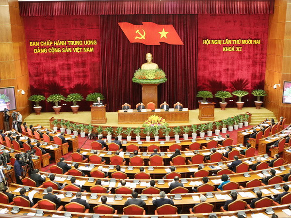 Ngày làm việc đầu tiên Hội nghị lần thứ 12 Ban Chấp hành TW Đảng ảnh 1