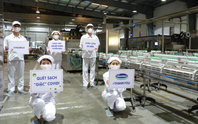 Vinamilk ủng hộ gần 15 tỷ đồng hỗ trợ tuyến đầu chống dịch COVID-19 ảnh 6