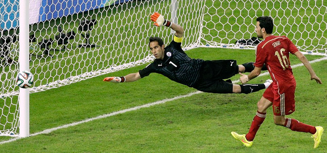 Cận cảnh pha bỏ lỡ khó tin của Busquets khiến Tây Ban Nha ôm hận ảnh 1