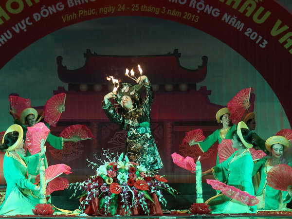 Chầu văn và Lễ hội Phủ Dầy là Di sản Văn hóa phi vật thể ảnh 1