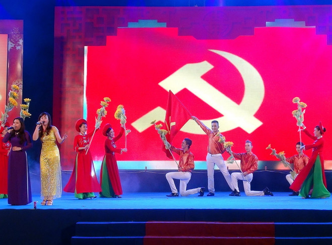 TP. HCM tổ chức nhiều hoạt động kỷ niệm 86 năm thành lập Đảng ảnh 1