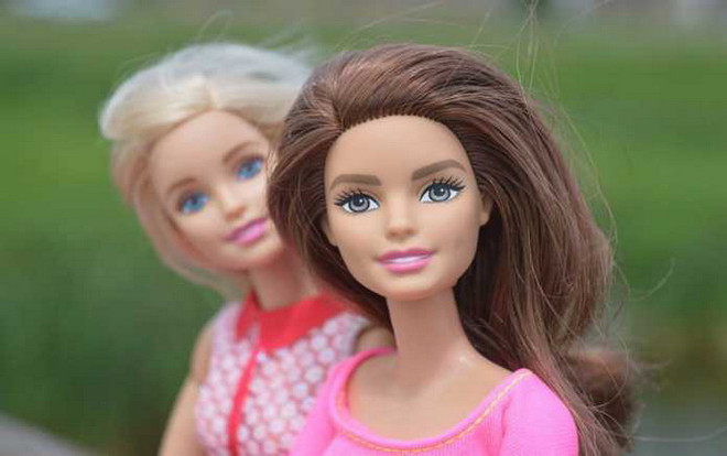 Cô nàng búp bê Barbie nổi tiếng chào đón sinh nhật lần thứ 60 ảnh 1