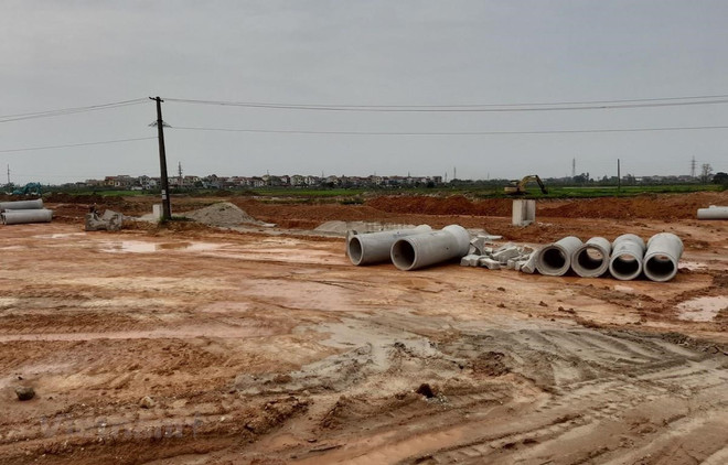 Bộ Xây dựng: Khó khăn "bủa vây" thị trường bất động sản ảnh 1