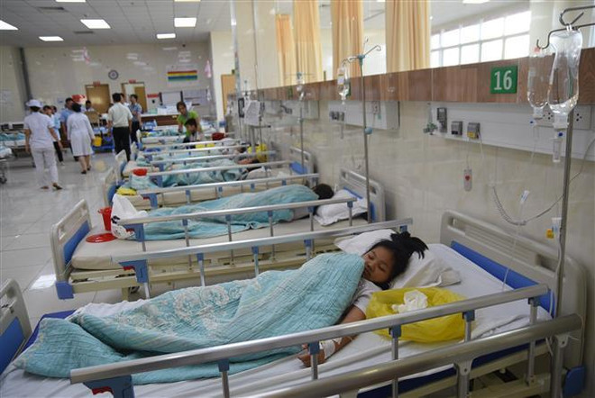 14 du khách Lào cấp cứu nghi bị ngộ độc thực phẩm tại Đà Nẵng ảnh 1