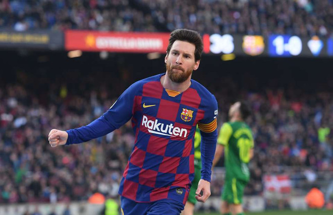 Messi ghi 4 bàn giúp Barcelona giành chiến thắng. (Nguồn: Getty Images) Messi ghi 4 bàn, Barcelona giành lại ngôi đầu từ tay Real Madrid ảnh 1