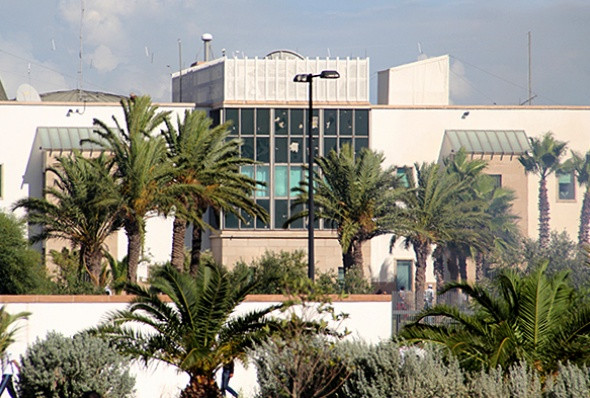 Tunisia: Phần tử phiến quân đánh bom liều chết gần Đại sứ quán Mỹ ảnh 1