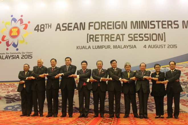 ASEAN nhất trí tăng đoàn kết và trách nhiệm trong vấn đề Biển Đông ảnh 1