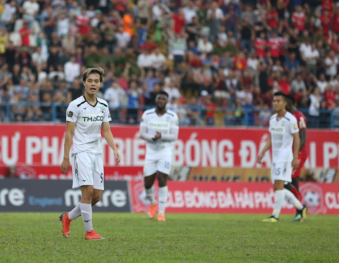 Vòng 14 V-League: HAGL thua ngược ở Pleiku, Sanna Khánh Hòa lún sâu ảnh 1