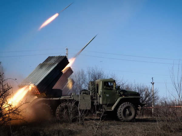 EU gia hạn trừng phạt 150 cá nhân, 37 thực thể của Nga và Ukraine ảnh 1