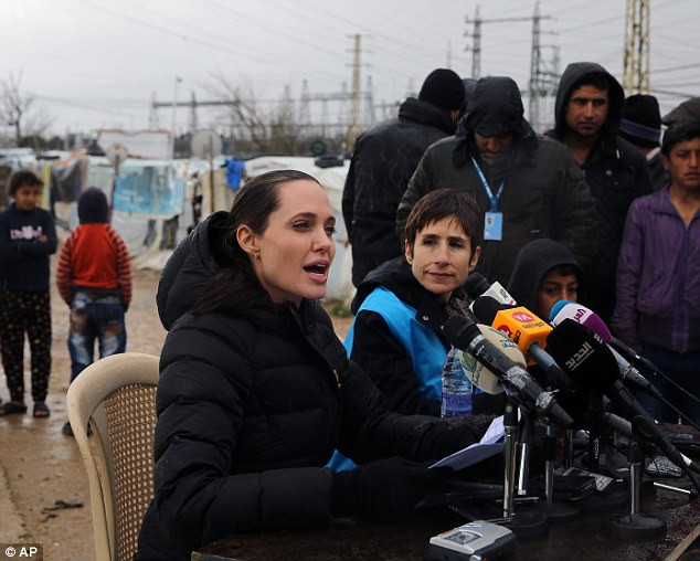 Angelina Jolie lên tiếng về cuộc khủng hoảng nhân đạo ở Syria ảnh 1