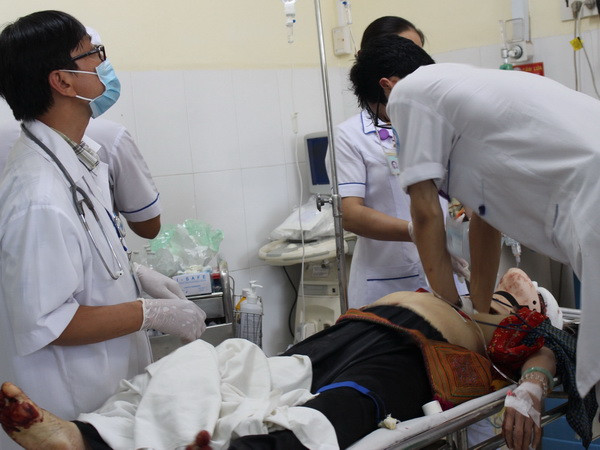 Thêm một nạn nhân tử vong trong vụ tai nạn trên đèo Khánh Lê ảnh 1