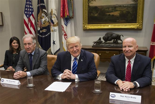 Nhà Trắng từ chối cung cấp bản khai thuế của Tổng thống D.Trump ảnh 1