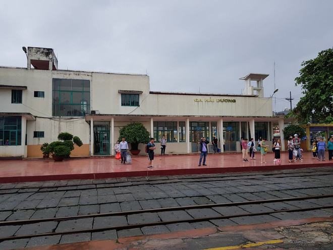 Ga Hải Dương mở cửa đón khách trở lại sau khi hết hạn cách ly xã hội ảnh 1