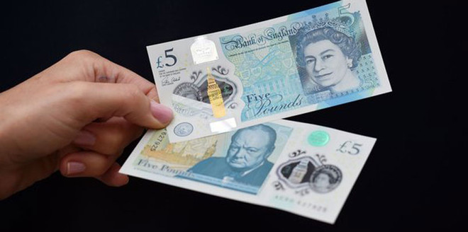 Anh tiếp tục lưu hành tờ tiền polymer 5 bảng có mỡ động vật ảnh 1