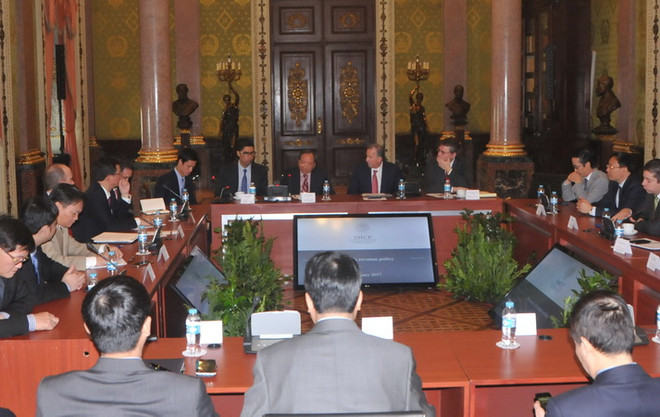 Mexico sẵn sàng chia sẻ kinh nghiệm tài chính với Việt Nam ảnh 1