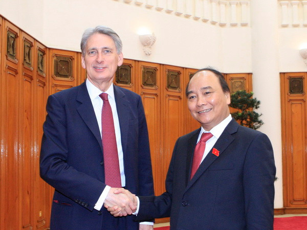 Thủ tướng Nguyễn Xuân Phúc tiếp Bộ trưởng Ngoại giao Anh ảnh 1