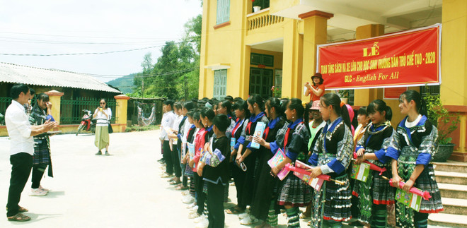 Nuôi con chữ để thoát đói nghèo ở “nơi cùng trời” Yên Bái ảnh 1