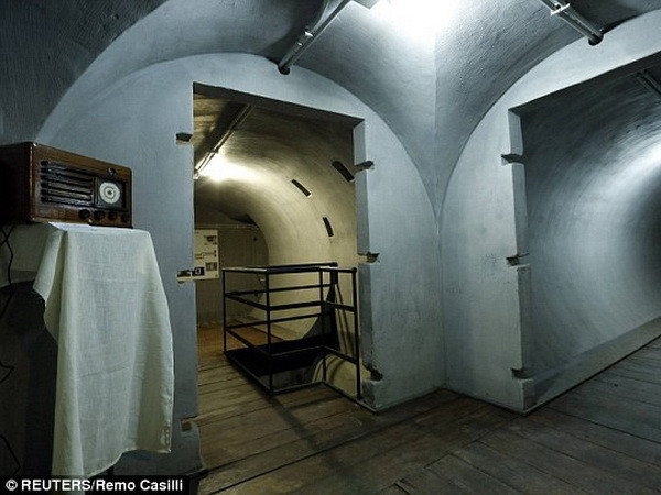 Italy mở cửa di tích 3 hầm trú ẩn của trùm phátxít Mussolini ảnh 1
