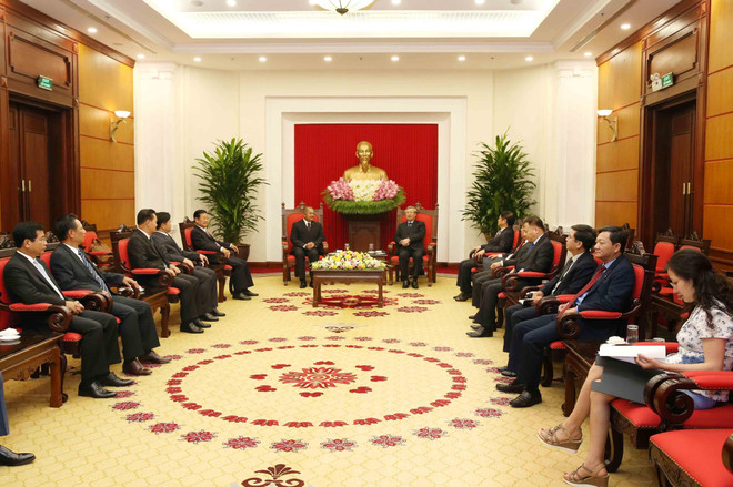 Thường trực Ban Bí thư tiếp Đoàn đại biểu Đảng Nhân dân Cách mạng Lào ảnh 2