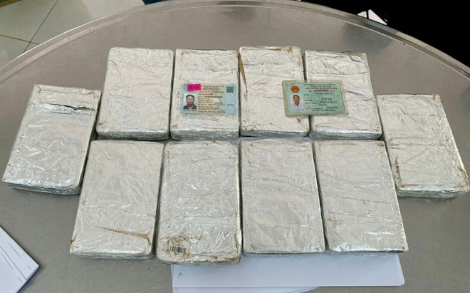 Đắk Nông: Phá đường dây ma túy xuyên quốc gia, thu giữ 10 bánh heroin ảnh 1