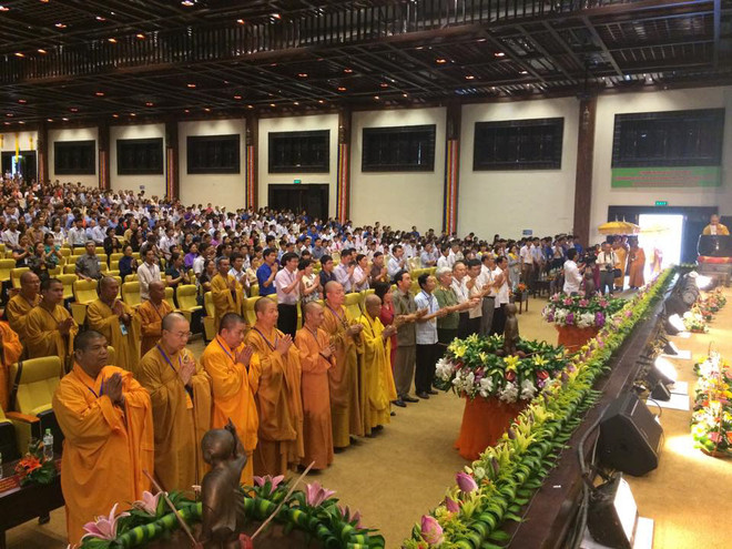 Đại lễ Phật Đản cầu cho quốc thái dân an và chia sẻ với Nepal ảnh 1